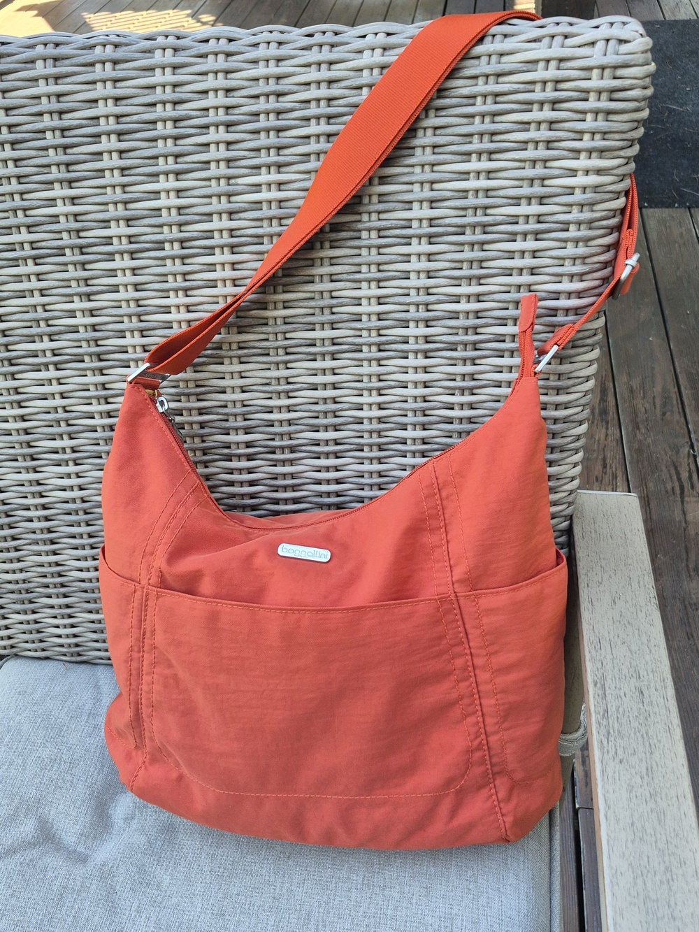 Baggallini Orange Red Nylon Crossbody Shoulder Bag Organizer + Pouch